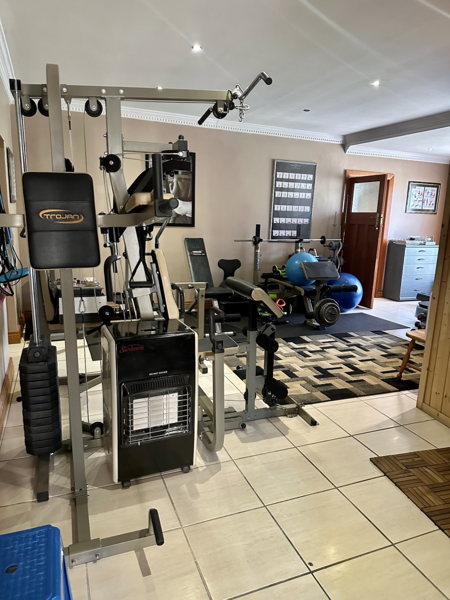 5 Bedroom Property for Sale in Mill Park Eastern Cape